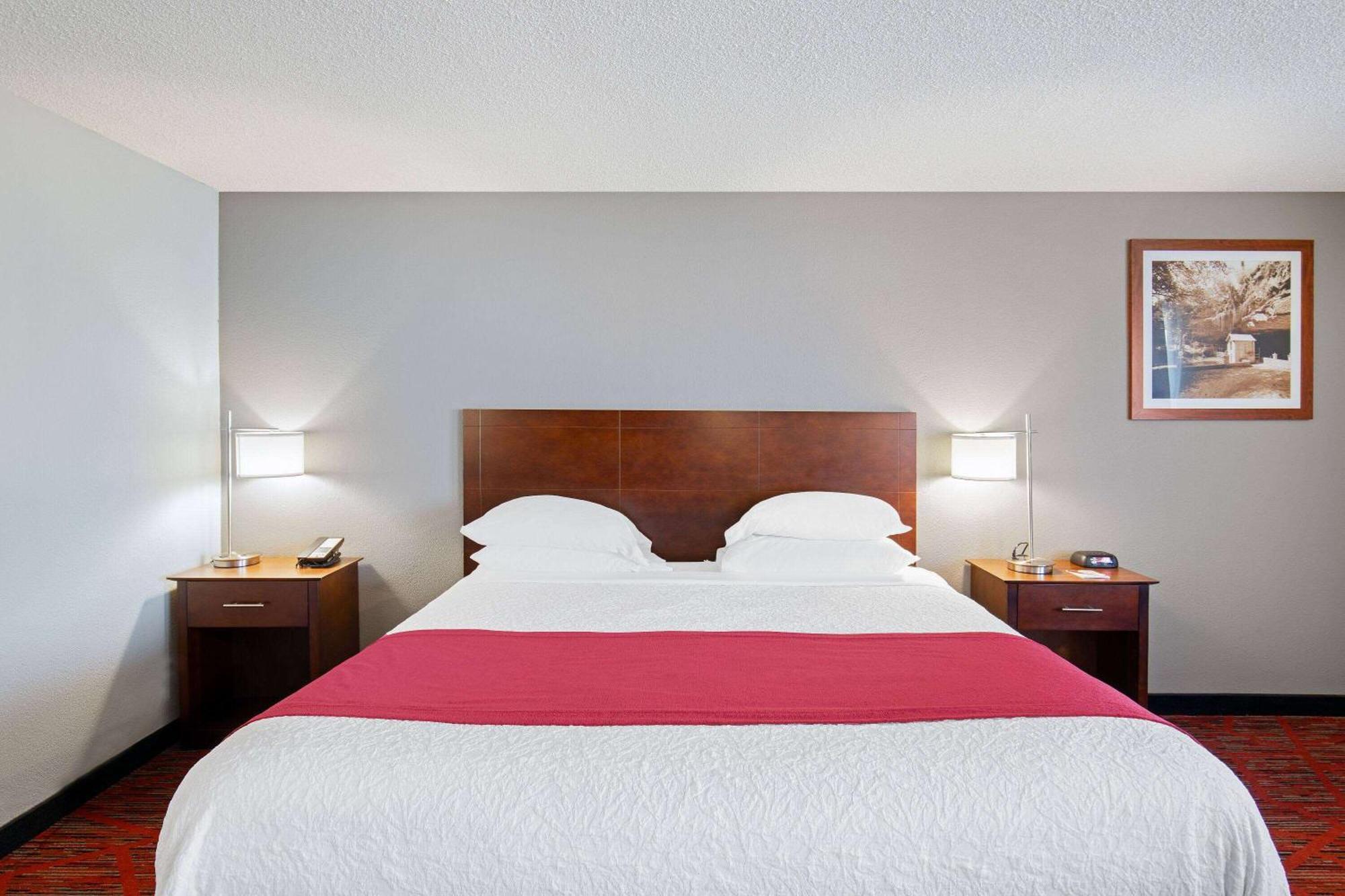 Ramada By Wyndham Bowling Green Extérieur photo