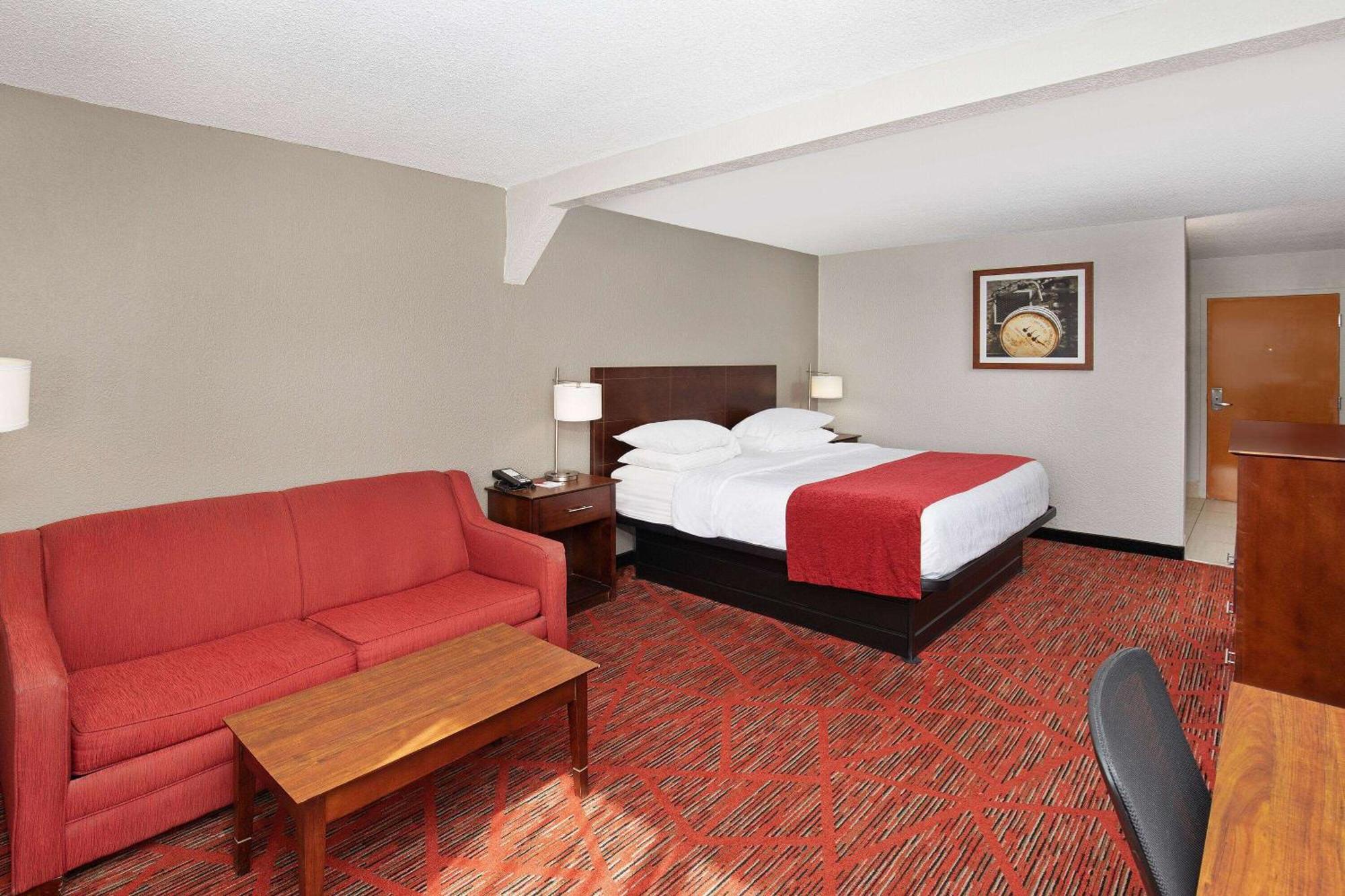 Ramada By Wyndham Bowling Green Extérieur photo