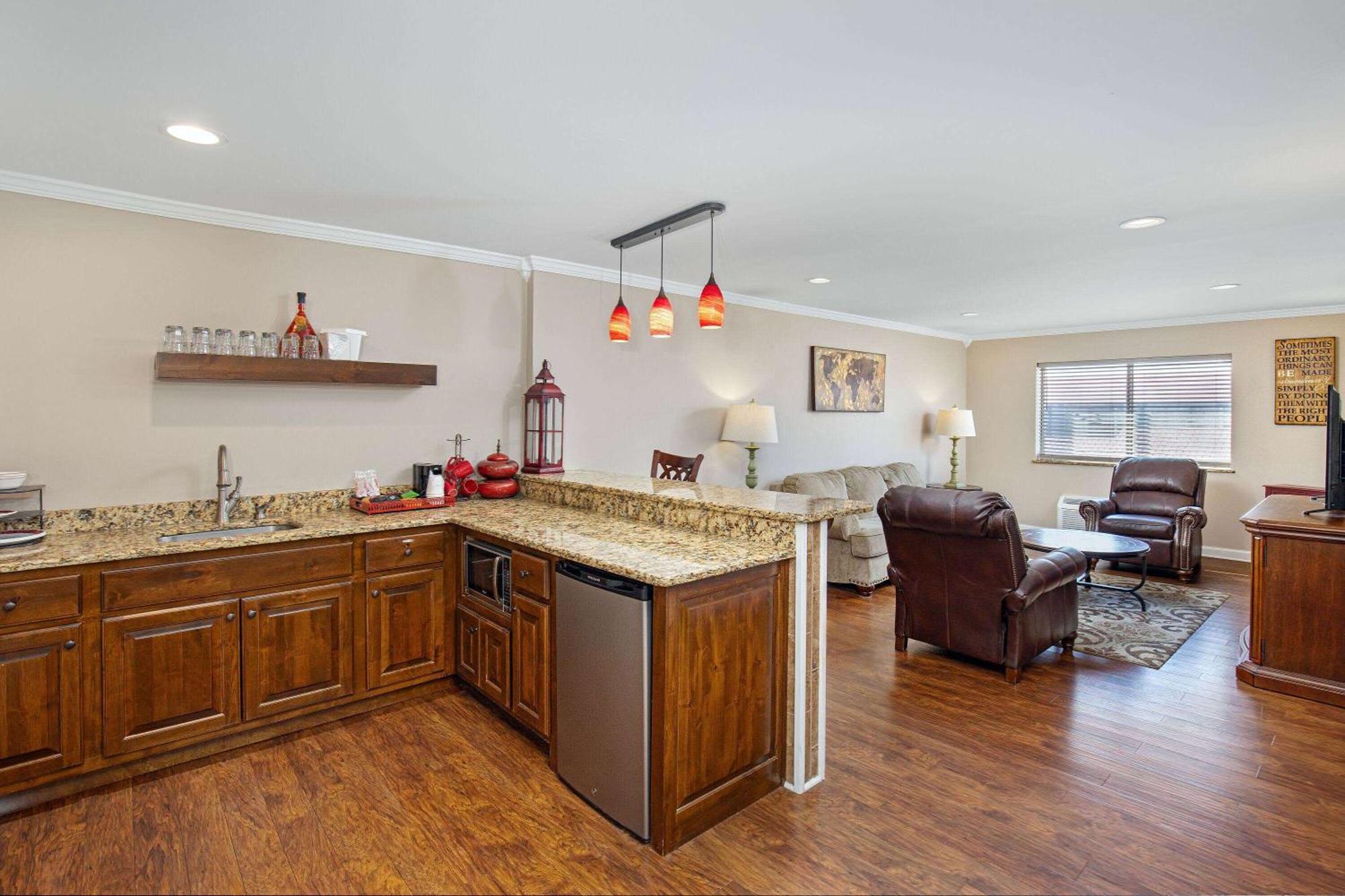 Ramada By Wyndham Bowling Green Extérieur photo