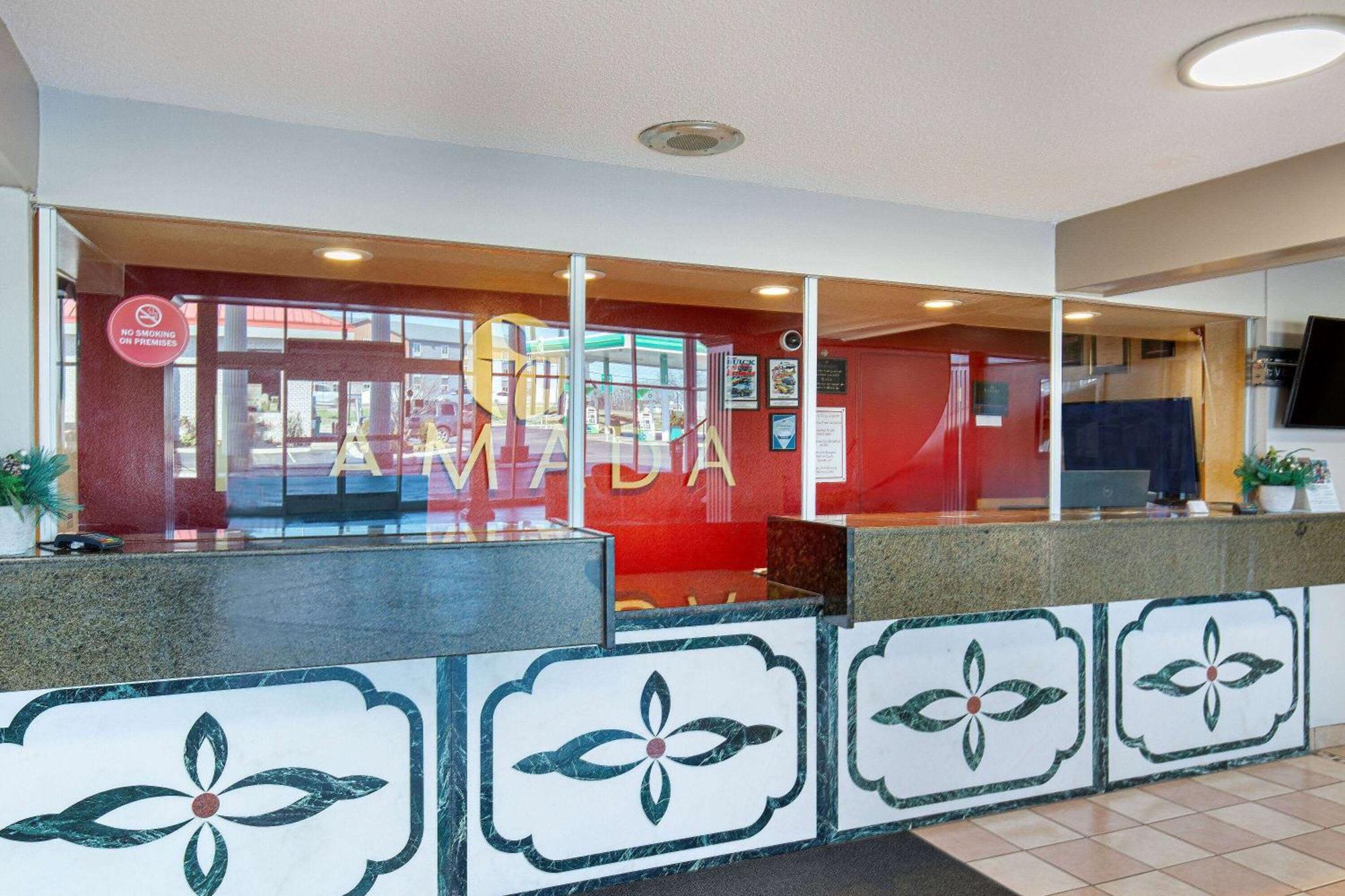 Ramada By Wyndham Bowling Green Extérieur photo